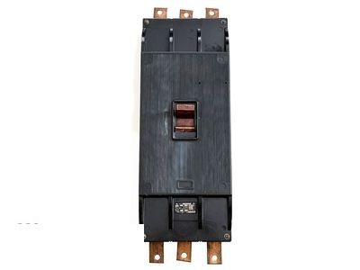 А3144 У4 400А, ~500V, 50-60Гц Уставка тепловая 500А магнитная 2800А Незав.расц.-110~127В, 50-60Гц ТУ16-526.010-73 1978г.
